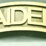 Large 18 inch Raiders Tab