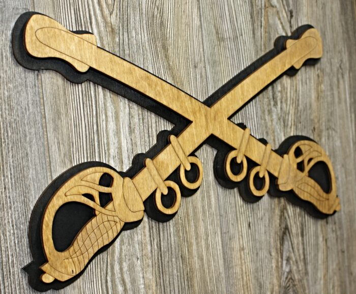 Cavalry Crossed Sabers Insignia - Image 2
